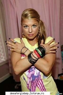 fergi in  2004 poze fergie