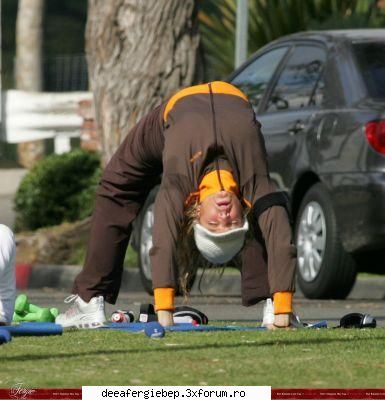 poze Fergie - Fergie cand face,,podu" - Fergie